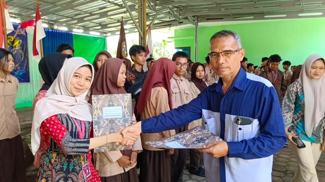 Perayaan puncak HUT SMAN 1 Kotawaringin Lama Tahun 2025