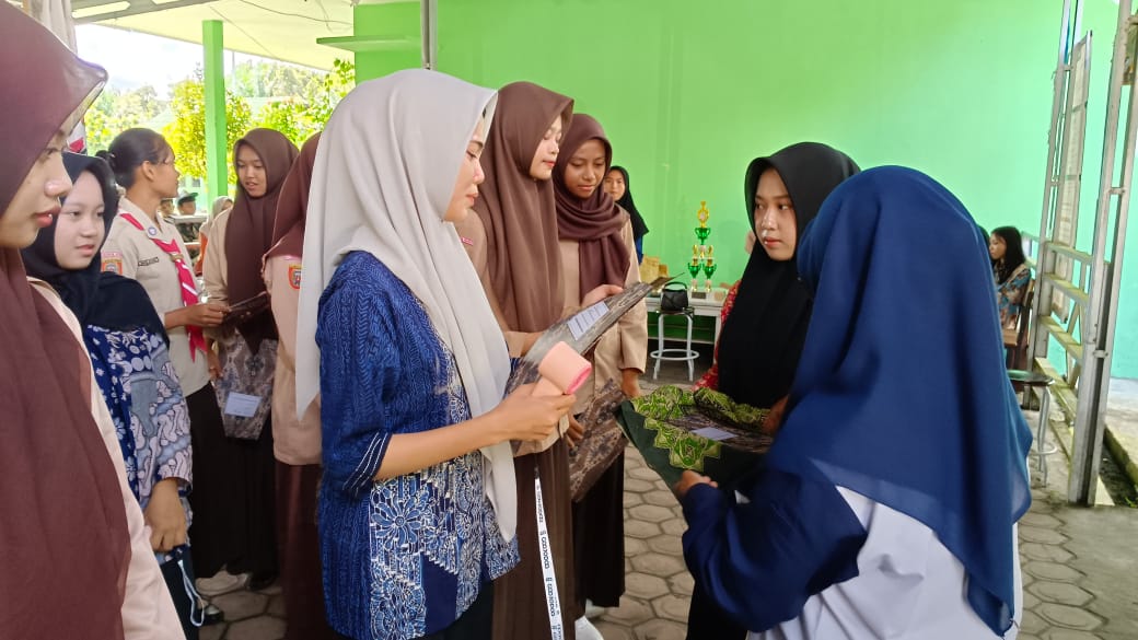Perayaan puncak HUT SMAN 1 Kotawaringin Lama Tahun 2025
