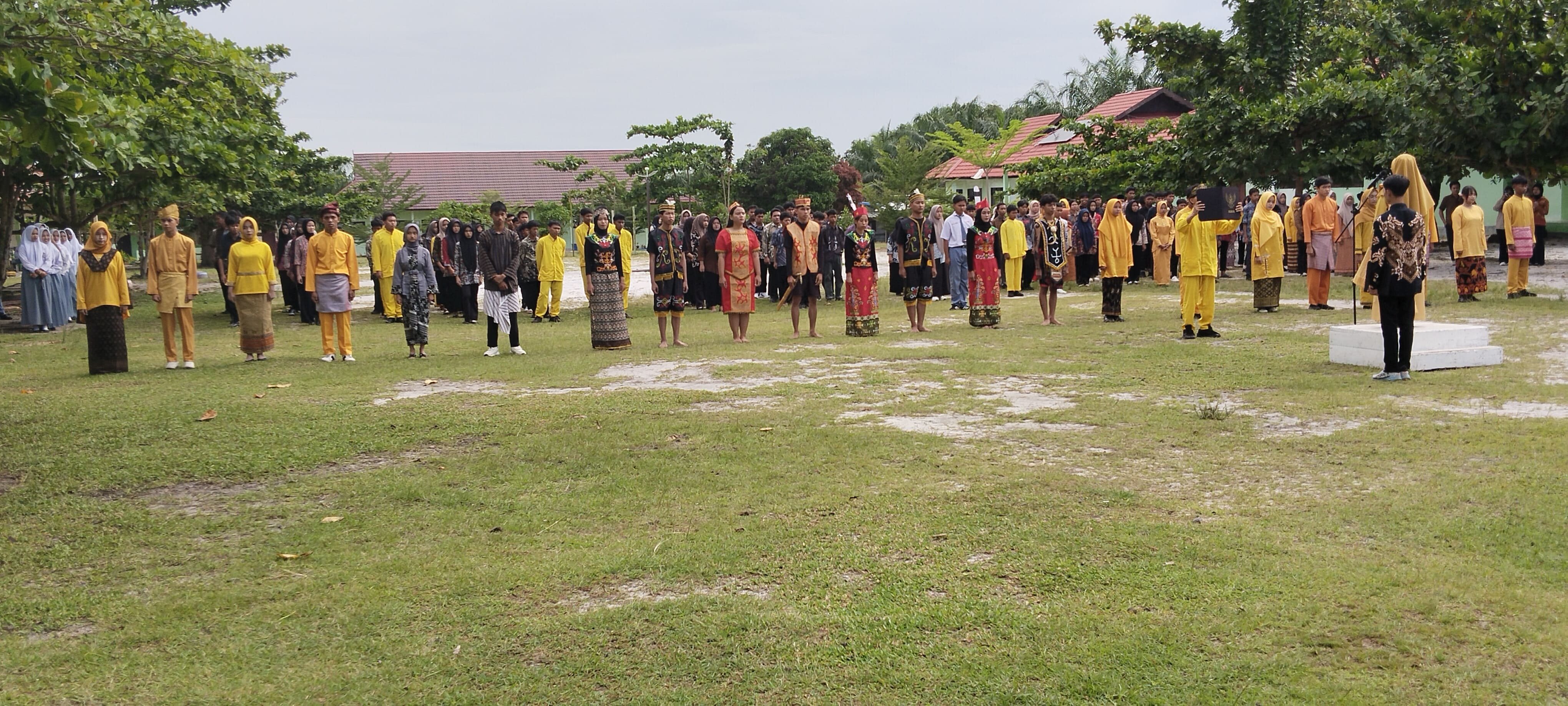 Pelaksanaan Upacara Peringatan Hari Sumpah Pemuda di SMAN 1 Kotawaringin Lama  